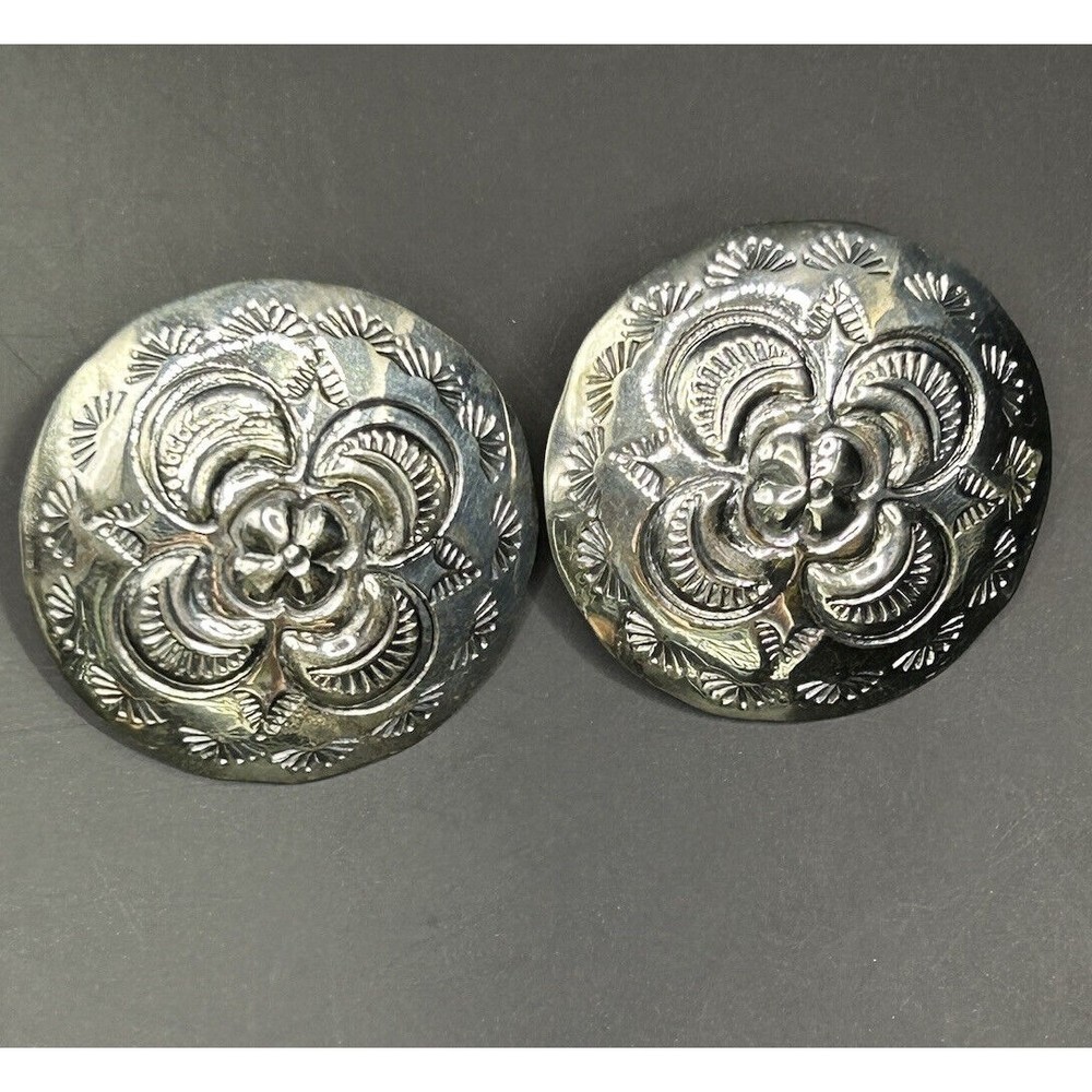 NAVAJO Sterling Silver Vintage Floral Design Pierced‎ Earrings